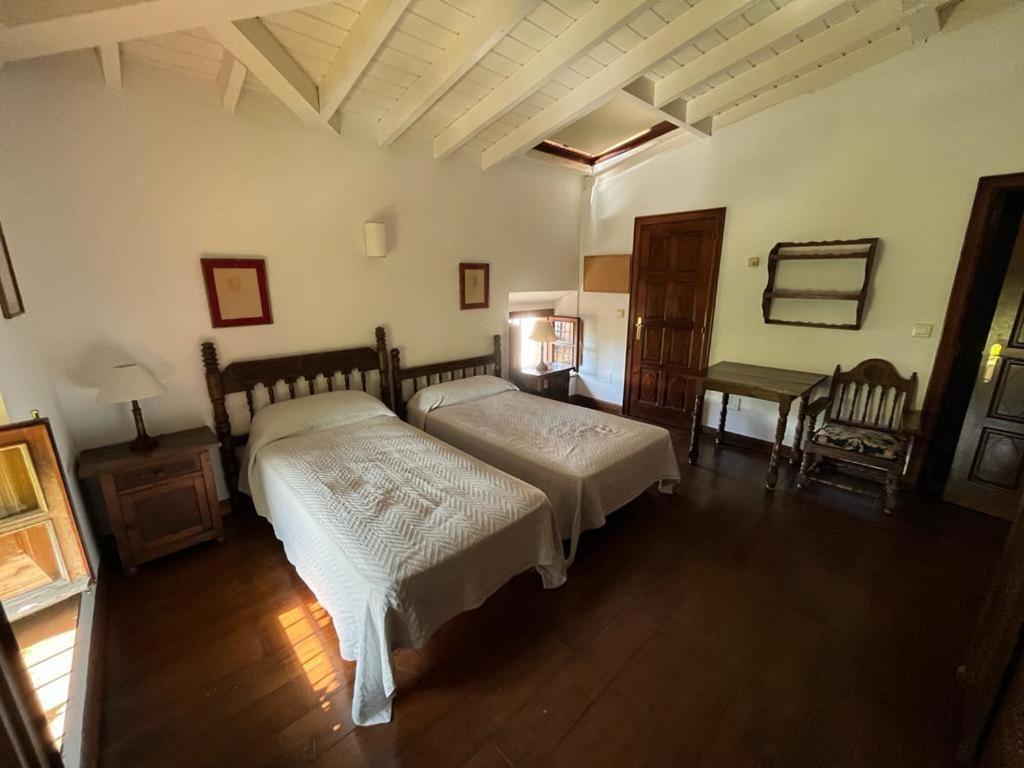 Apartamento Gaudi Комильяс Экстерьер фото
